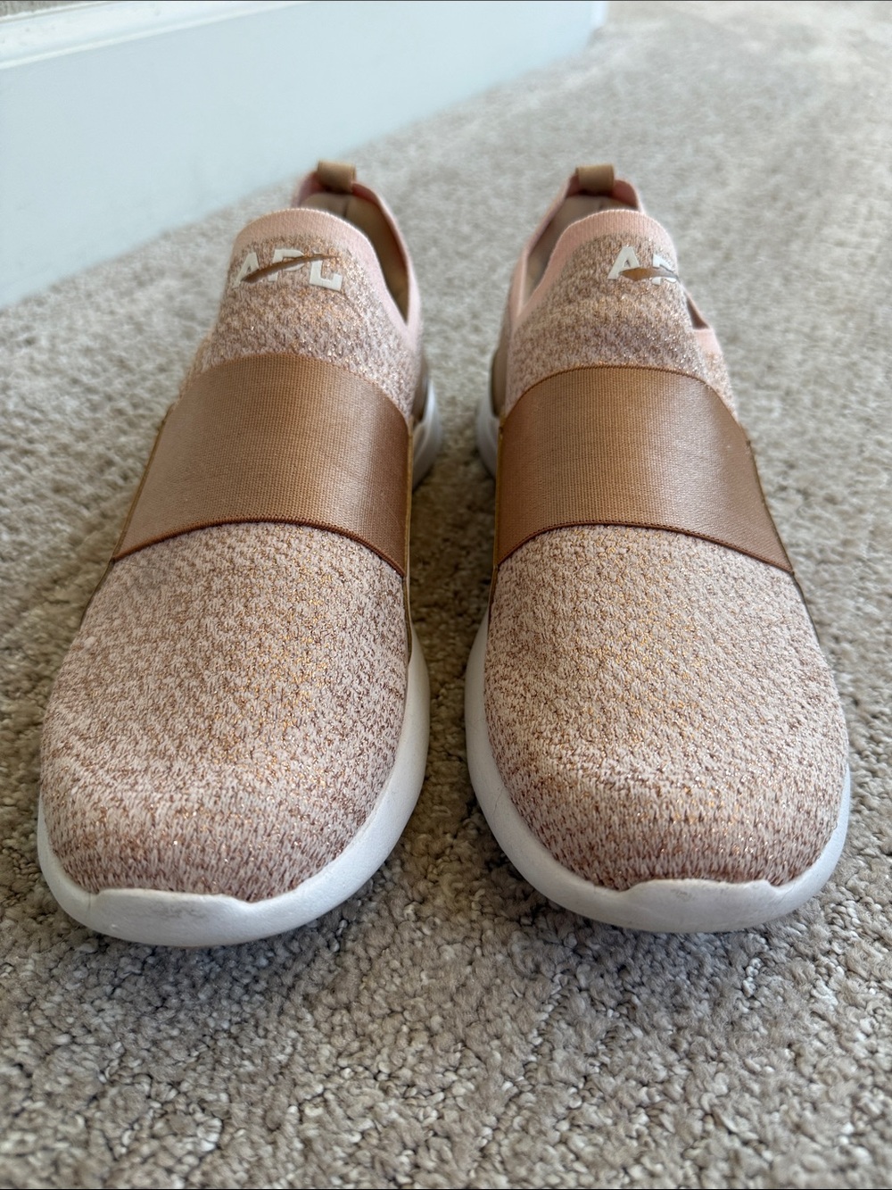 APL women’s Techloom Bliss rose gold/white size 9 - Picture 3 of 9